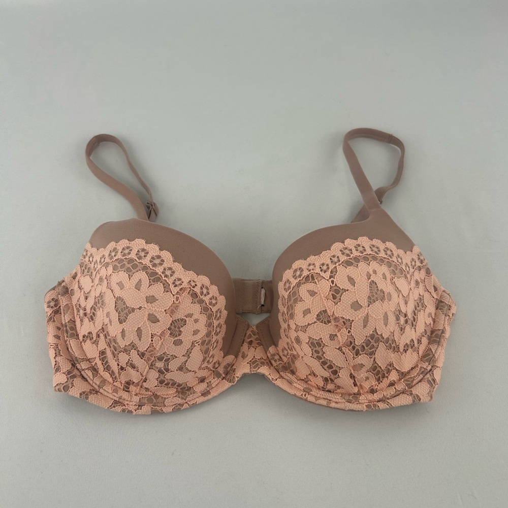 Victoria’s Secret Brown and Peach Lace 32D Bra
